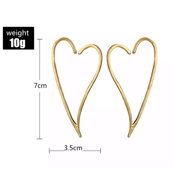 Last Pair! 5⭐️Oversized heart ❤️ shaped earrings - Picture 4 of 7
